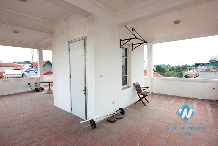 Beautiful house with large yard for rent on Dang Thai Mai, Tay Ho, Hanoi